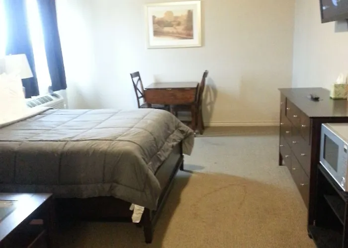 Premium And Hotel 3*
